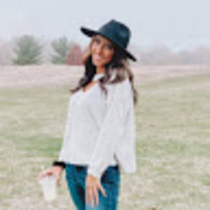 Meet your Posher, Allison